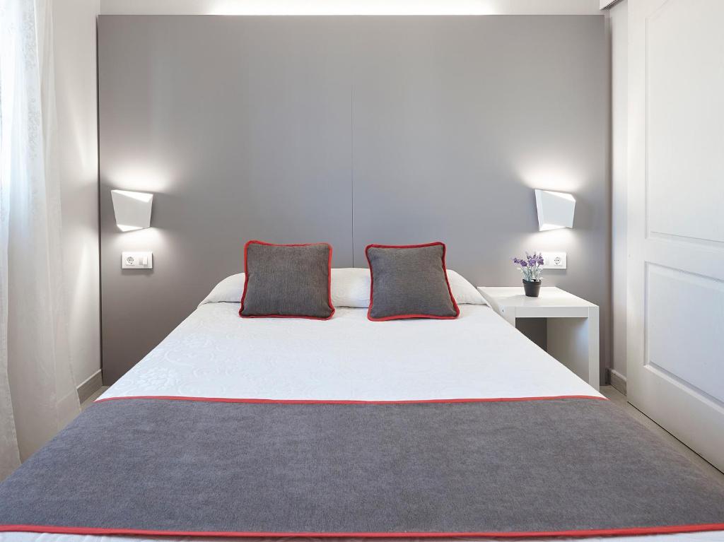 Hostal Mas Ferrer - Double Room - Disability Access