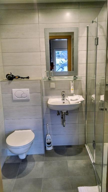 Koupelna v ubytování Landhaus Silberberg