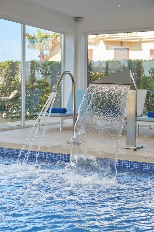Бассейн в Hotel Villa Chiquita - Adults Only - Over 12 или поблизости