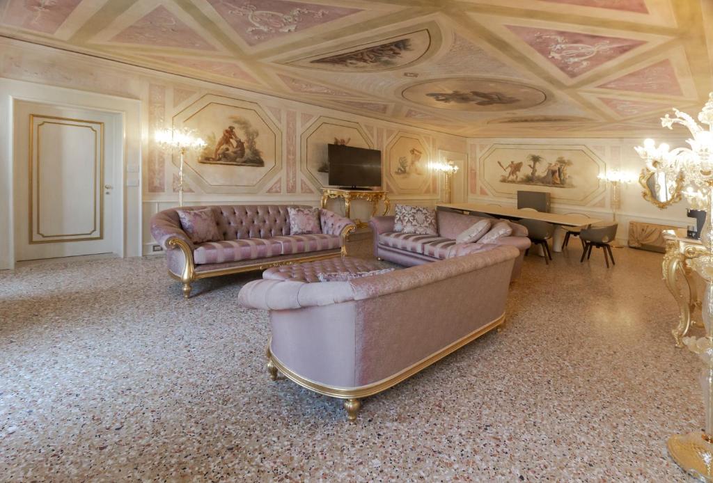 Ca' Bonfadini Historic Experience - 18