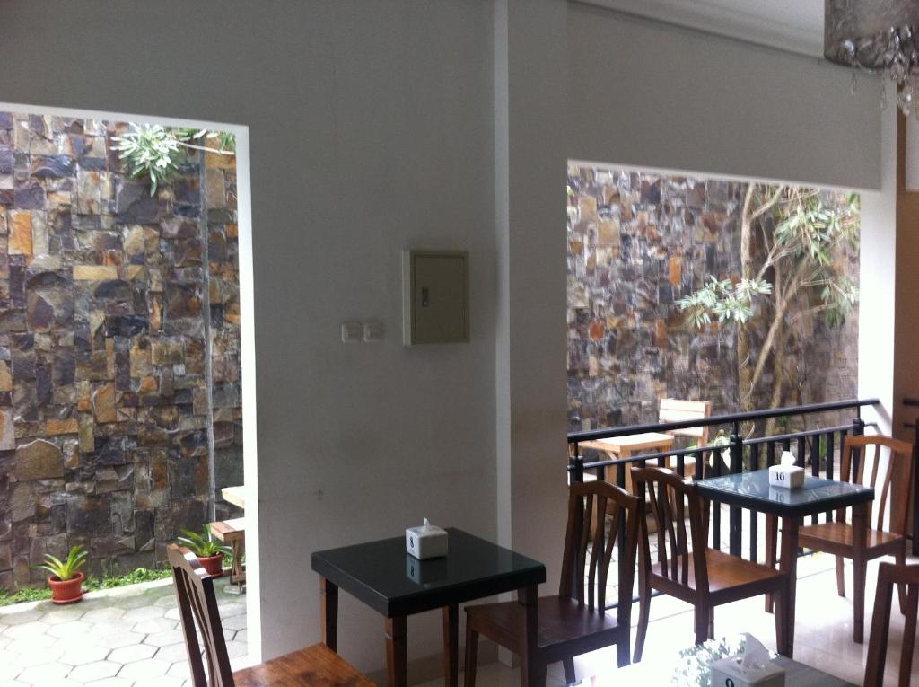 Posezení v ubytování Votel Viure Hotel Jogjakarta