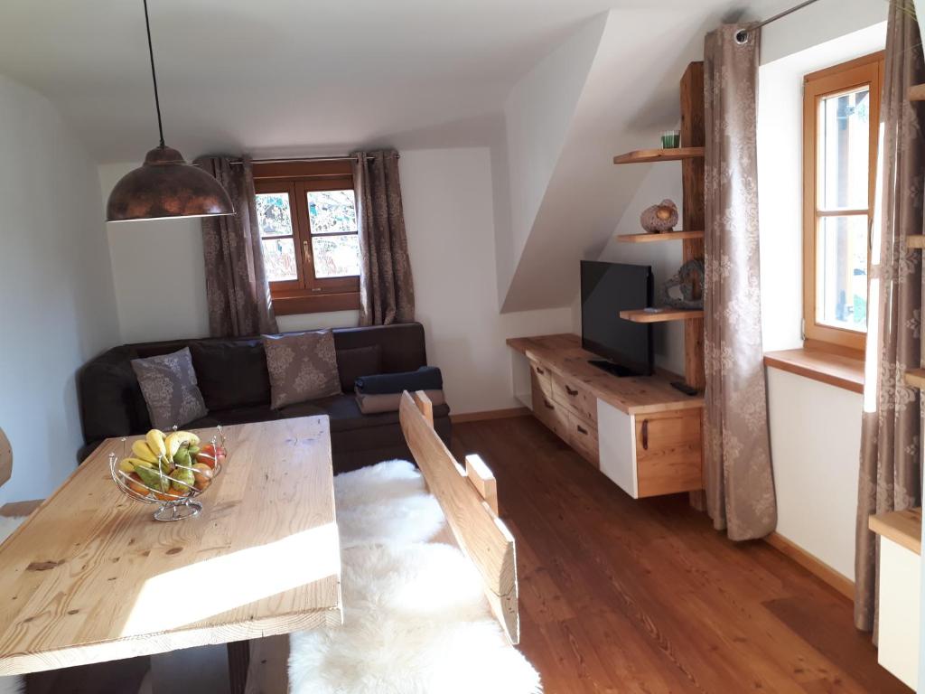 Telewizja i/lub zestaw kina domowego w obiekcie Pension Tannhof