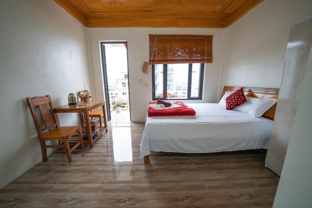 Phong Nha Homestay - Superior Double Or Twin Room With City View