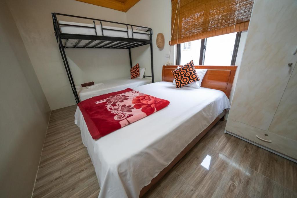 Phong Nha Homestay - Family Room With Private Bathroom