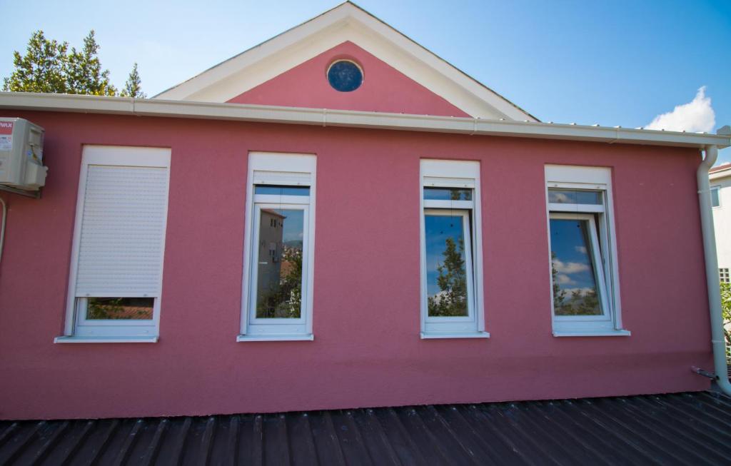 Budova, kde se apartmán nachází