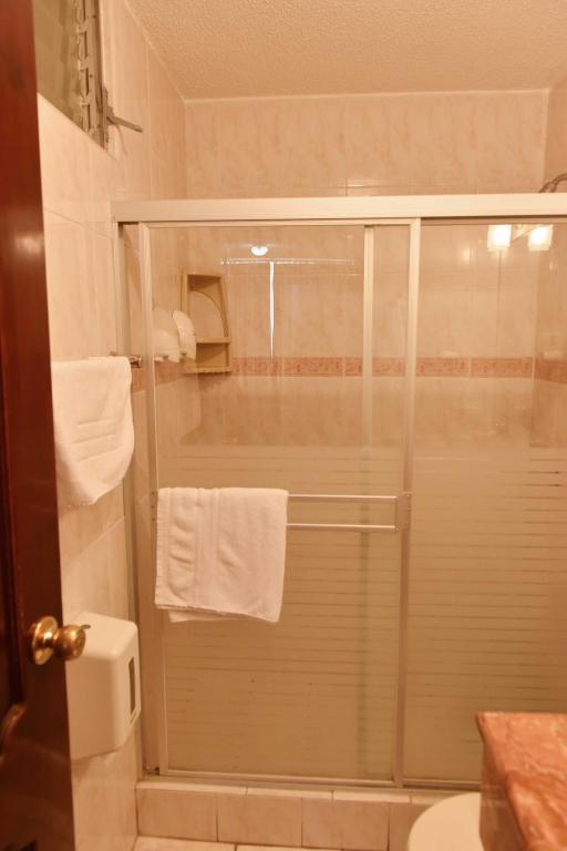 Koupelna v ubytování Hotel Makroz
