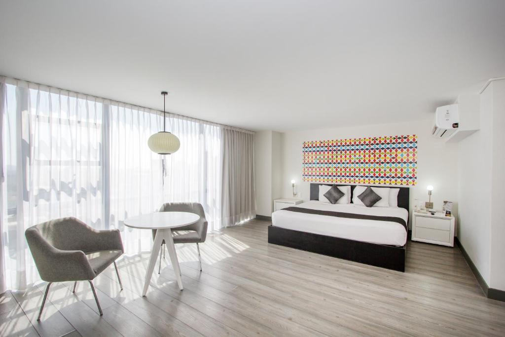 Hotel El Ejecutivo by Reforma Avenue - Deluxe King Room