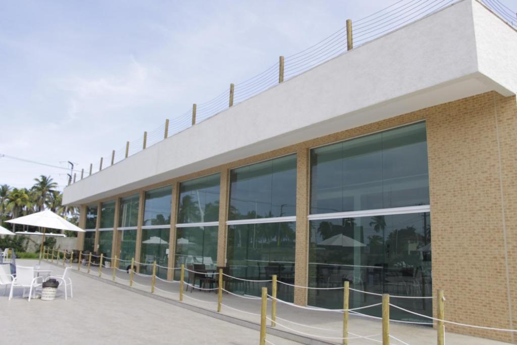  Muro Alto Condomínio Clube
