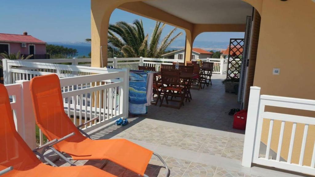 Balkon lub taras w obiekcie Apartmani Starcevic