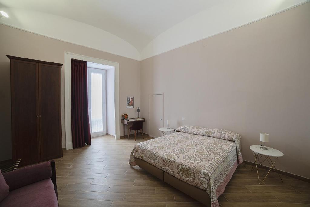 B&B Galleria Principe di Napoli - 11