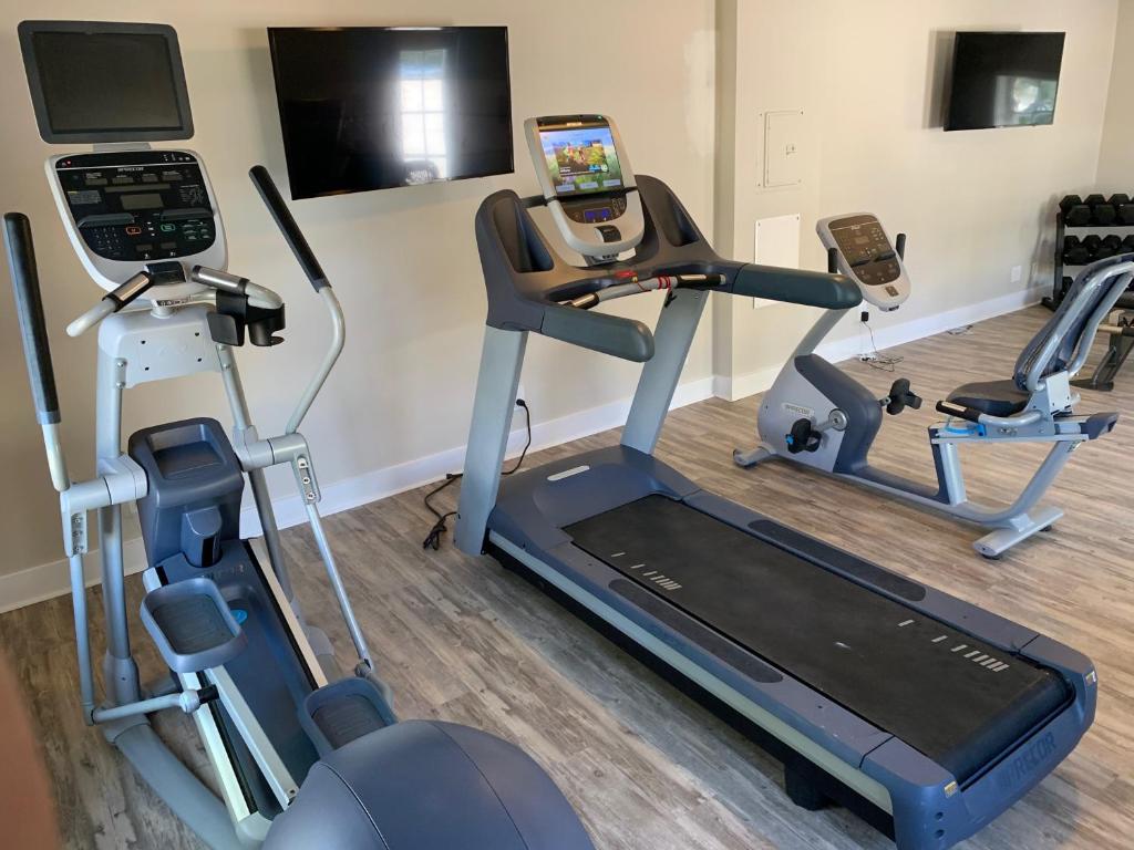Spordikeskus ja/või sportimisvõimalused majutusasutuses Bayside Inn Key Largo