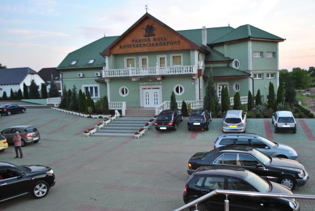 The building in which a szállodákat is located