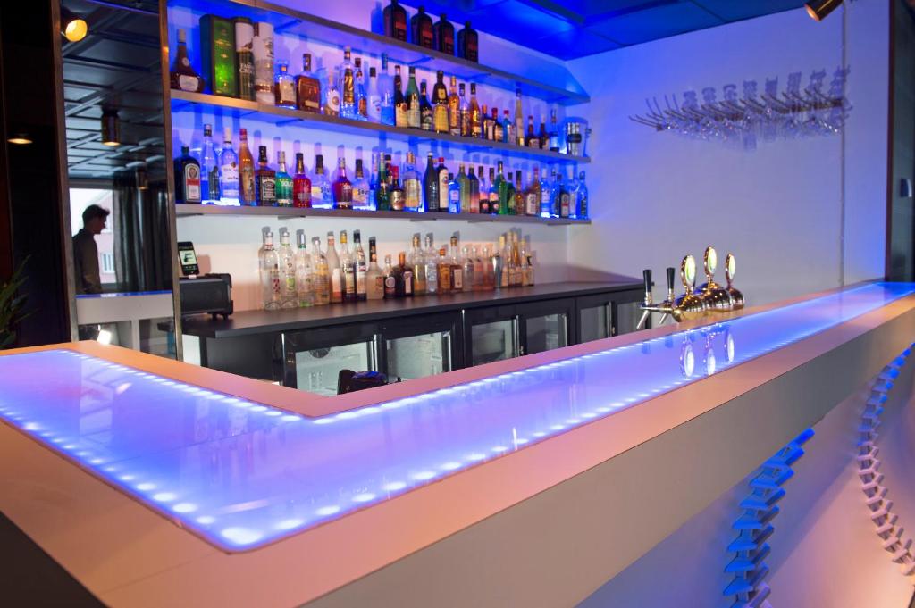 Lounge nebo bar v ubytování Hotell Hulingen