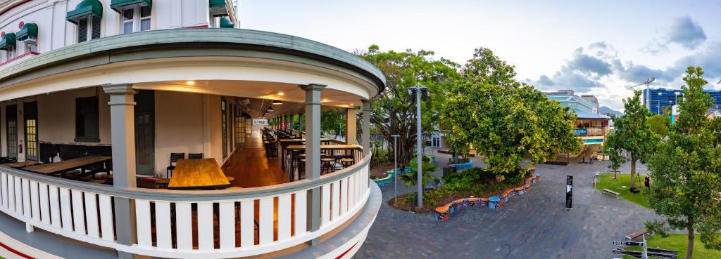 Hides Hotel - Resim 26