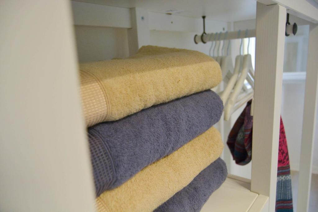 Postel nebo postele na pokoji v ubytování PiranArt Boutique Hotel & More