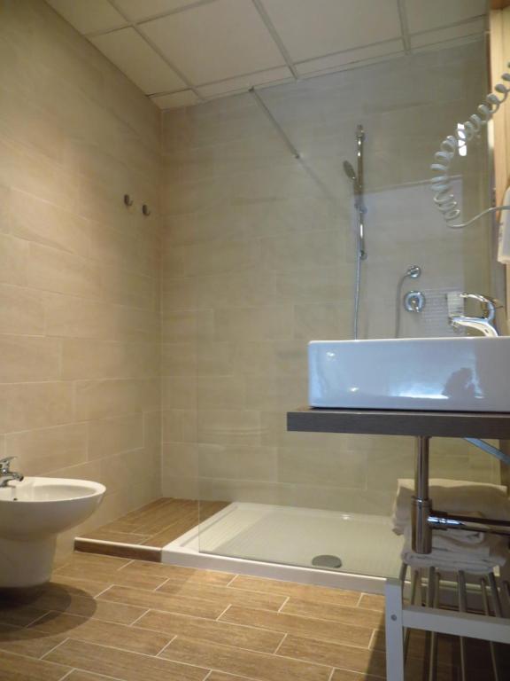 Koupelna v ubytování Hotel Nederland