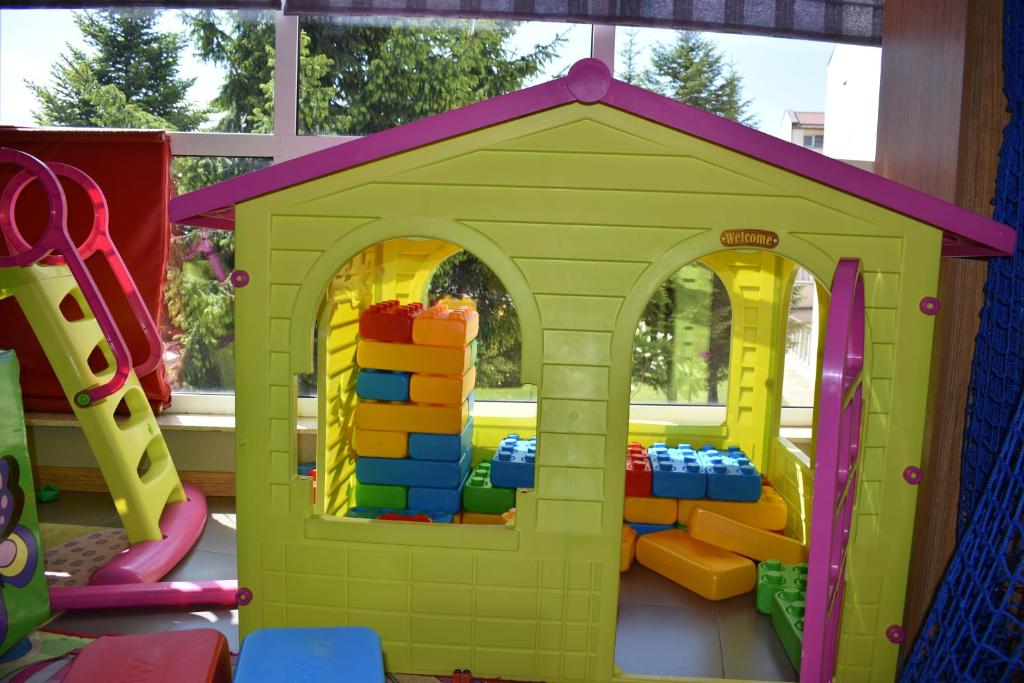 Herní místnost nebo prostor pro děti v ubytování Hotel ***NAT Sarbinowo