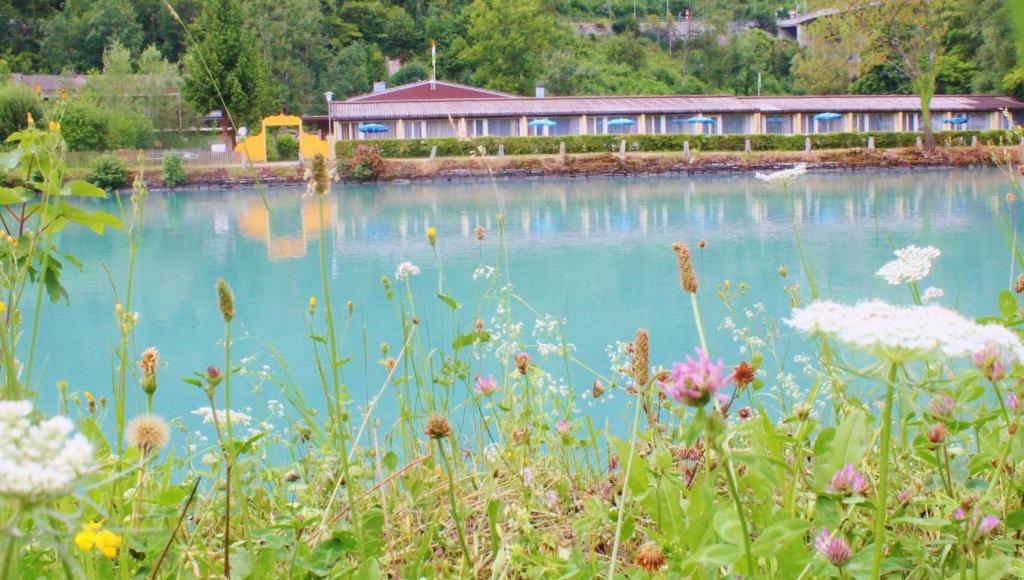 The River Village - Resim 16