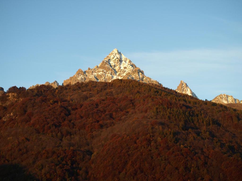 Nespecifikovaný výhled na hory nebo výhled na hory při pohledu z bed and breakfast
