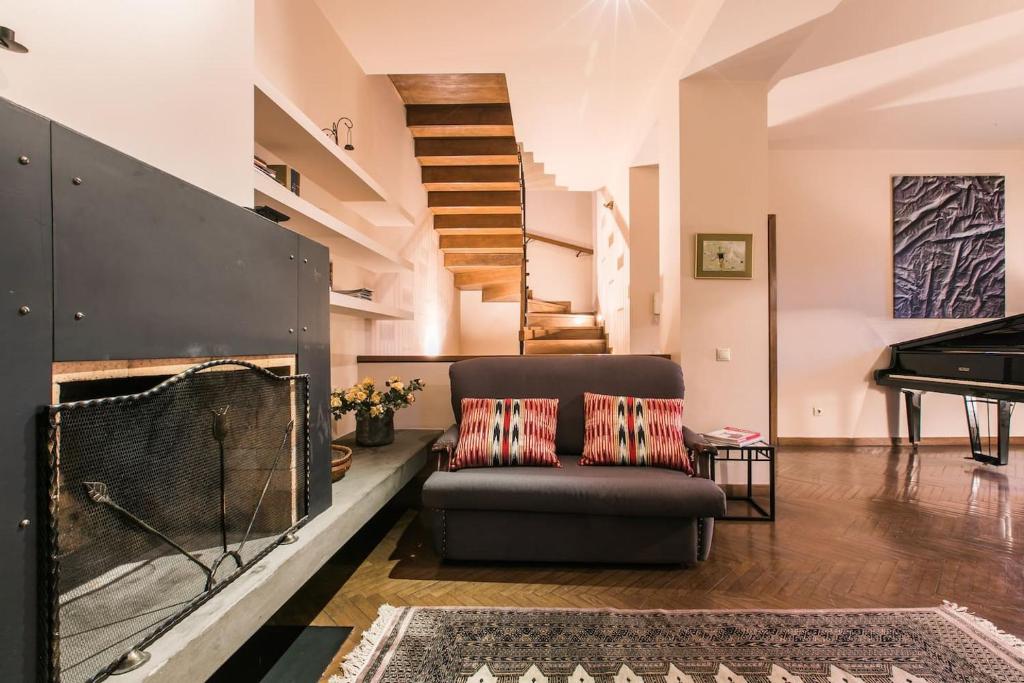 Χώρος καθιστικού στο Proper Apartment - Duplex Home