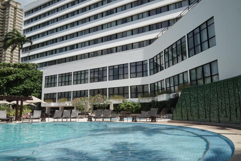 Bazén v ubytování Wish Hotel da Bahia nebo v jeho okolí