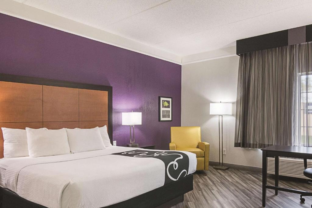 La Quinta by Wyndham Orlando Airport North - King Room - Toegang