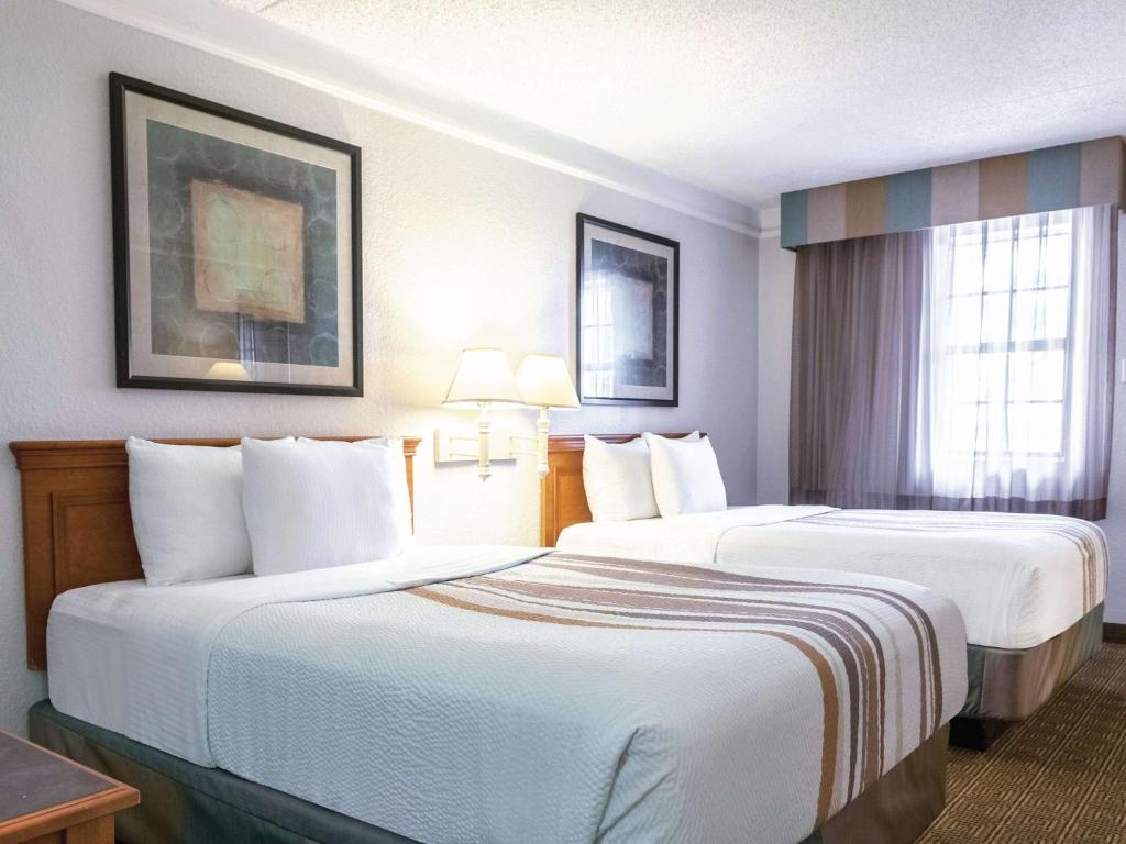 La Quinta Inn by Wyndham New Orleans West Bank / Gretna - Doppelzimmer Mit Zwei Doppelbetten