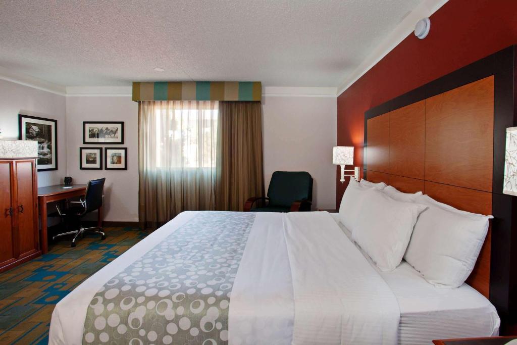 La Quinta Inn & Suites by Wyndham Irvine Spectrum - Executive King Kamer – Niet-Rokers