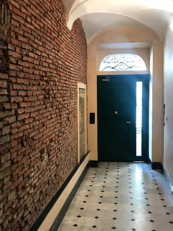 Зображення з фотогалереї помешкання Lovely Apt Really Downtown - FREE PRIVATE PARKING INCLUDED! - у Генуї