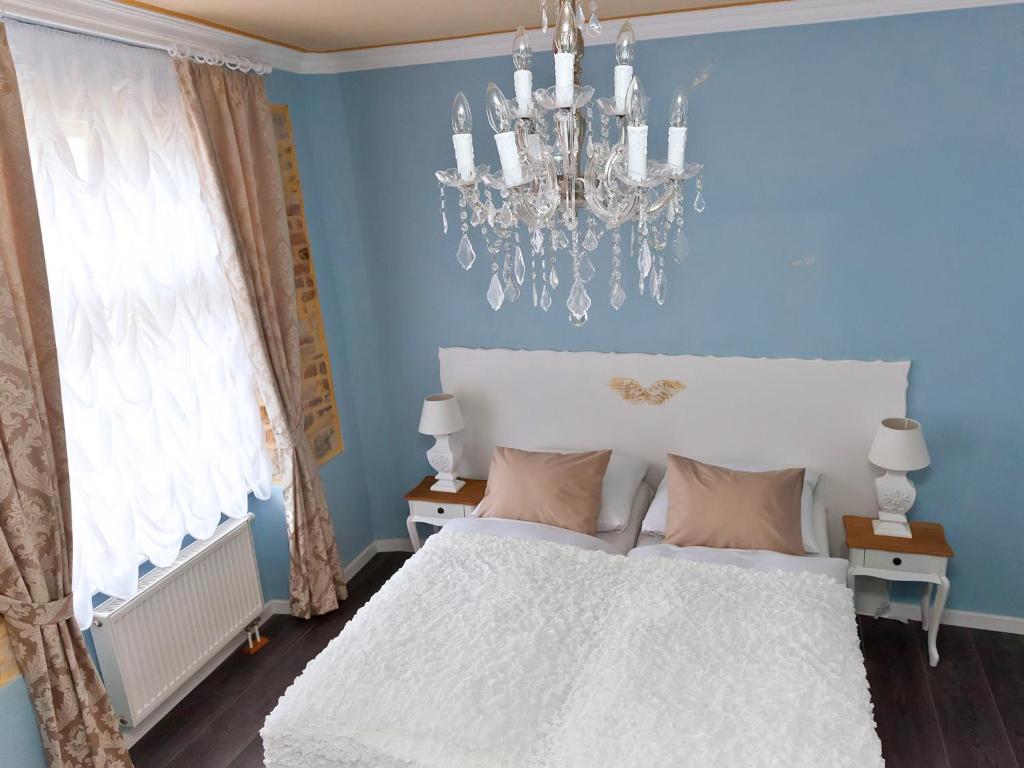 Cathedral Prague Apartments - Resim 17