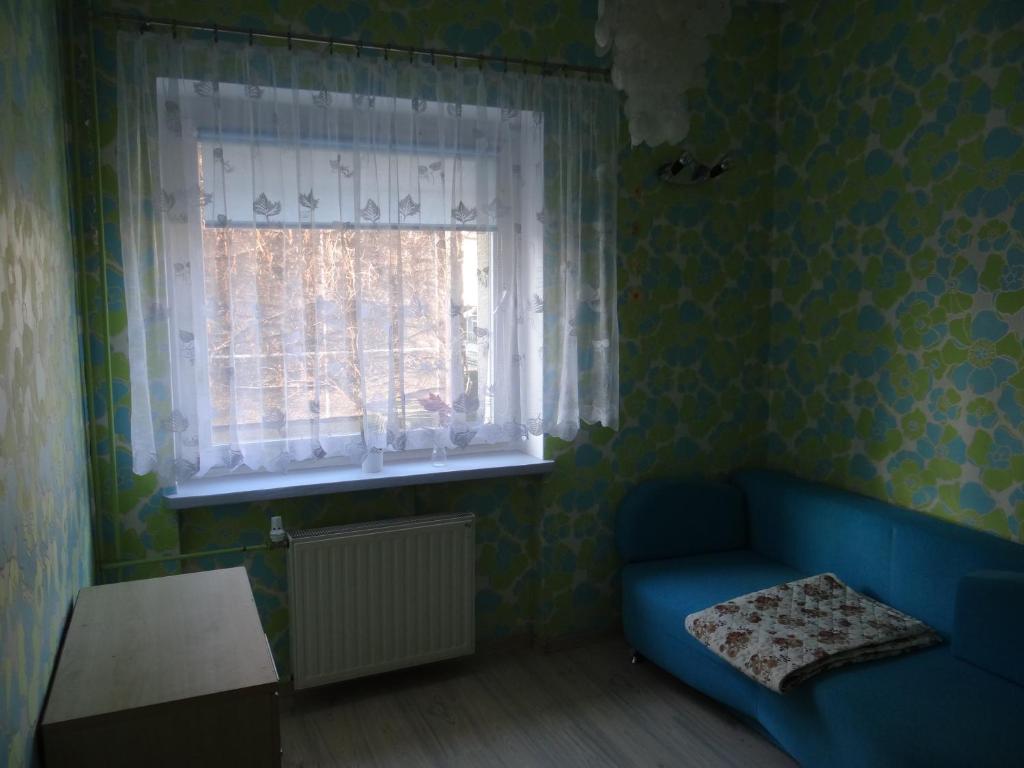 Posedenie v ubytovaní Korzeniowskiego 25