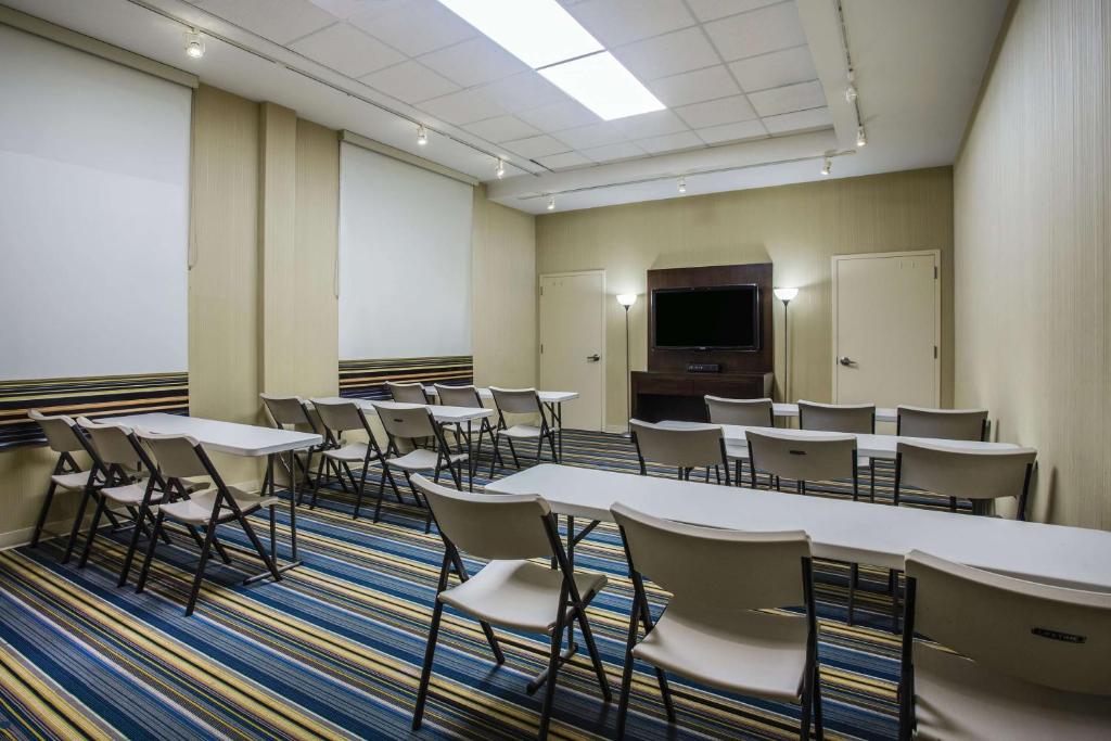 Konferenční prostory v ubytování La Quinta by Wyndham Winchester