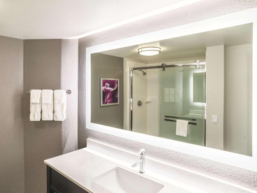 La Quinta by Wyndham Flagstaff photo