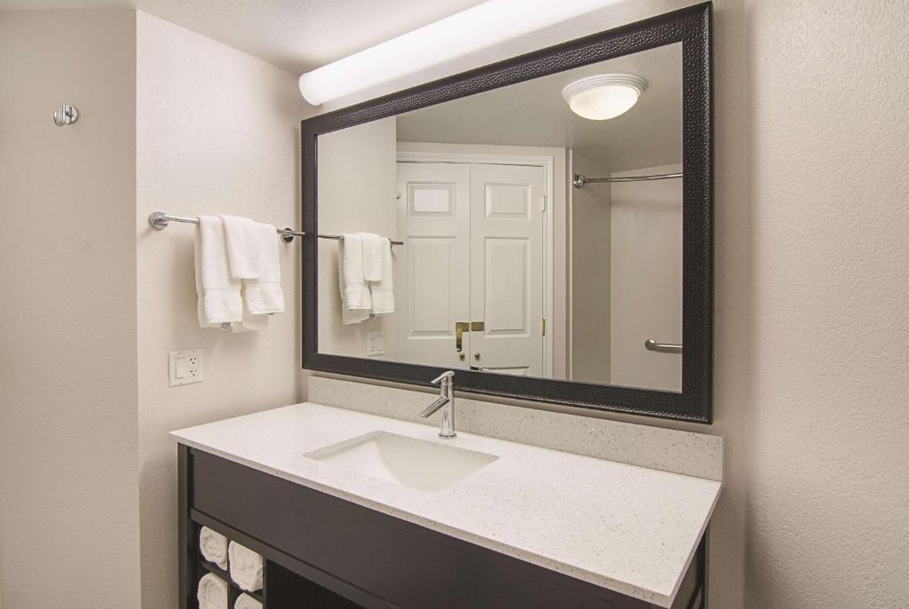 La Quinta by Wyndham Phoenix Mesa West - King Suite - Non-Smoking