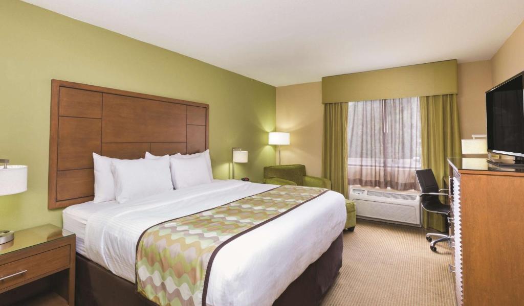 La Quinta Inn by Wyndham Austin North - Room King Con Ducha Enrollada - Movilidad/audición Accesible - No Fumar
