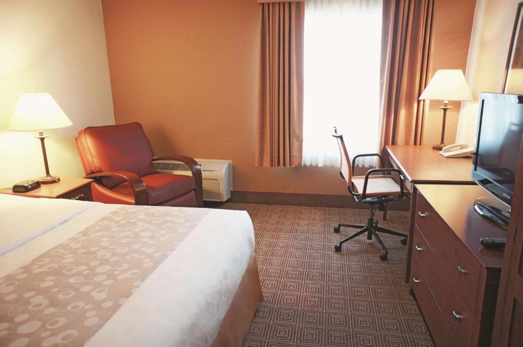La Quinta by Wyndham Stamford / New York City - Queen Room