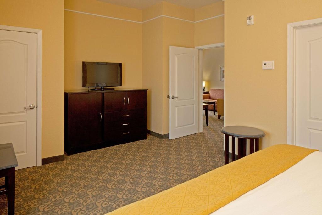 Galeriebild der Unterkunft Stay Express Inn & Suites - Mobile, AL in Mobile