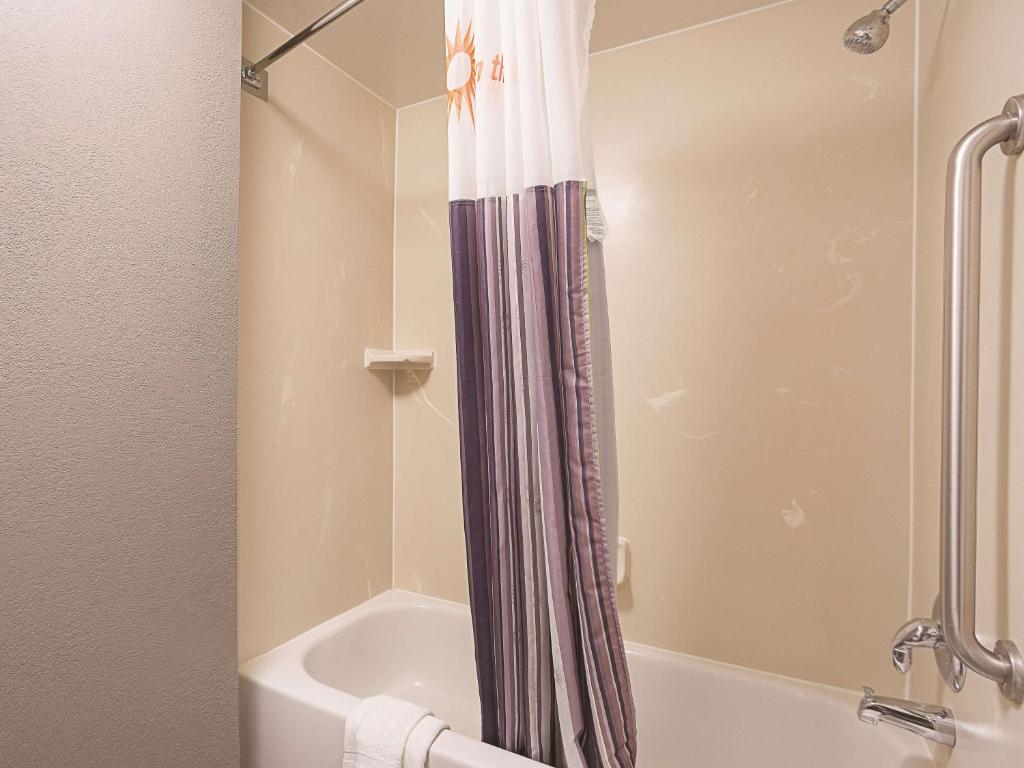La Quinta by Wyndham Miami Airport East - Suite De Dos Dormitorios Con Un Rey Y Una Cama Doble: No Fumar