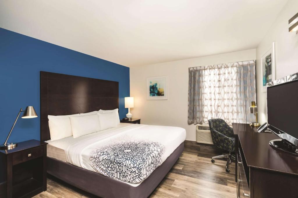 La Quinta by Wyndham Brooklyn Downtown photo