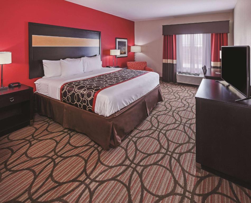 La Quinta by Wyndham Wichita Falls - MSU Area - King Room