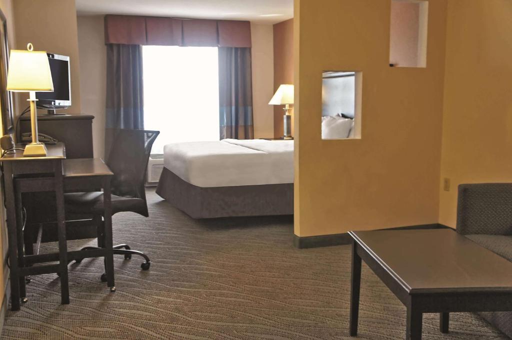 La Quinta by Wyndham Edmond - Quarto King