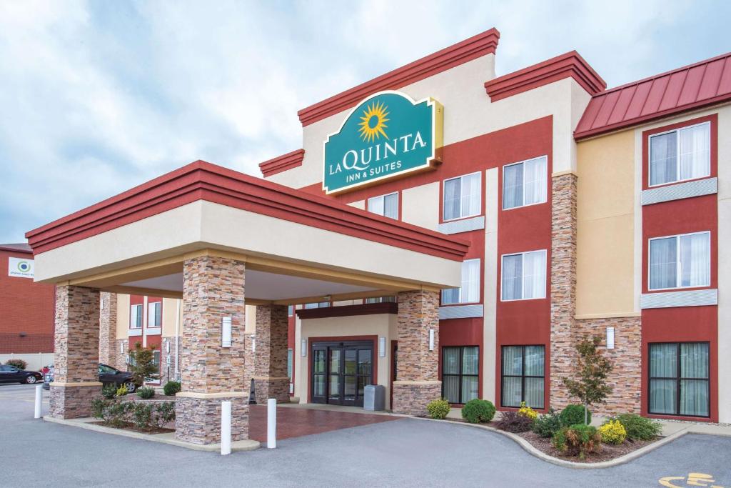 Gallery image of La Quinta by Wyndham O'Fallon, IL - St. Louis in O'Fallon