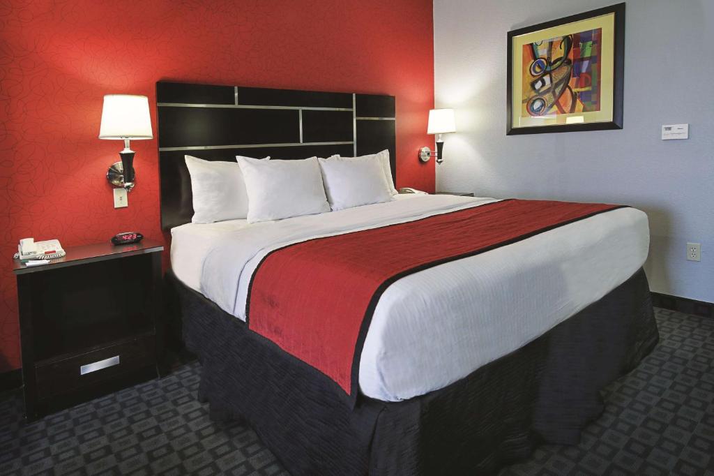 La Quinta Inn & Suites by Wyndham South Dallas - Hutchins - Suite Deluxe Con Cama Extragrande - No Fumadores