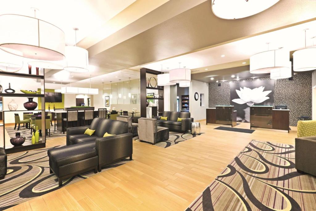 La Quinta by Wyndham Billings photo