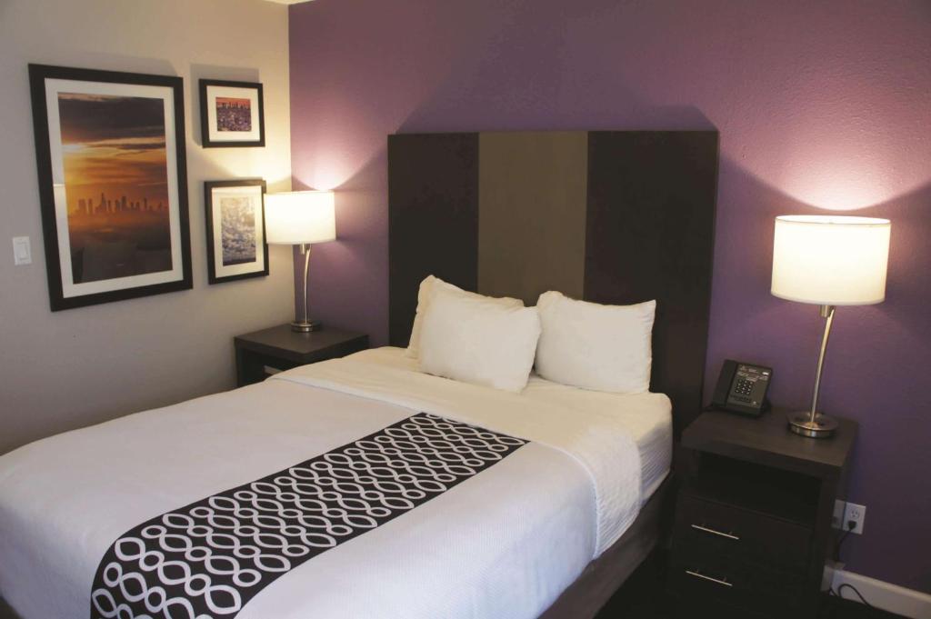 La Quinta by Wyndham Pomona - Queen Room - Mobiliteitstoegang/niet -roken