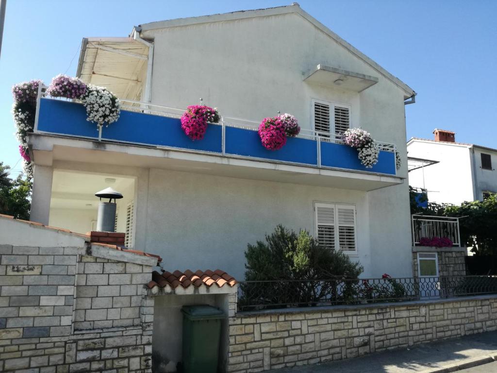 Budova, v ktorej sa apartmán nachádza
