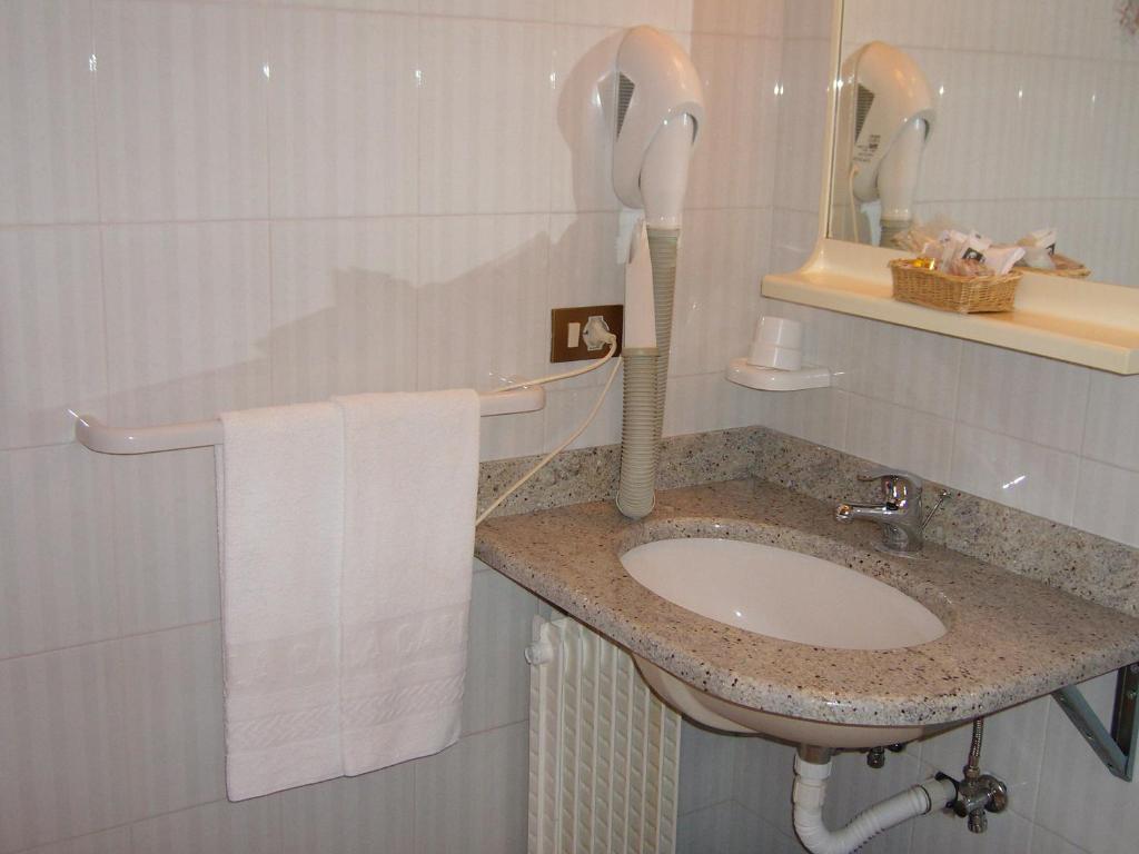 Koupelna v ubytování Hotel Villa Carla