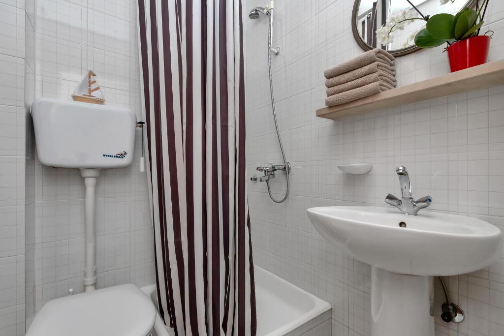 Apartments Ratko - One-Bedroom Apartment