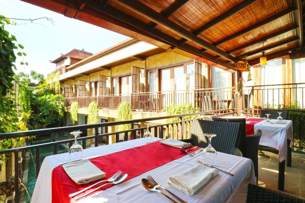 Balkón nebo terasa v ubytování The Swaha Ubud Hotel