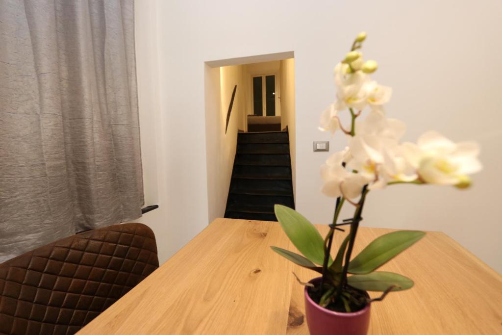 Зображення з фотогалереї помешкання Lovely Apt Really Downtown - FREE PRIVATE PARKING INCLUDED! - у Генуї
